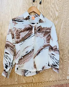 Creme Blouse