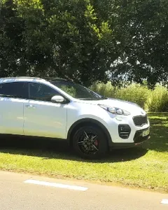 Kia sportage 2018 with panoramic sunroof