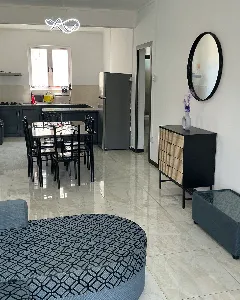 À LOUER –appartement de 3 chambres avec terrasse Pereybere.