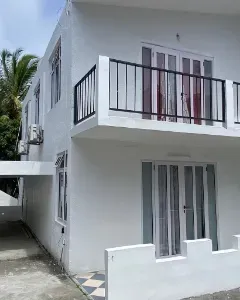 Péreybère Les Flamants — duplex meublé 3 chambres — 49 500 MUR/mois
