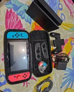Nintendo  Switch 