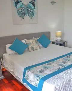 Bel appartement de 2 chambres à quelques minutes de la plage